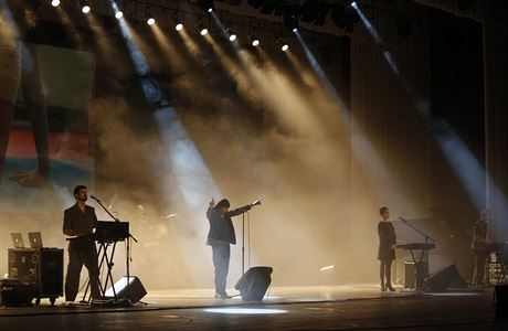 Z koncertu skupiny Laibach v severokorejskm Pchjongjangu.