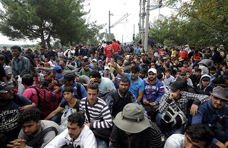 V uplynulém msíci se na prjezdu Makedonií registrovalo asi 39 000 migrant,...