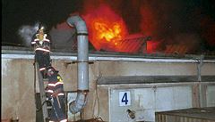 Obí poár vietnamské trnice Sapa krotili hasii v roce 1999 celý den.