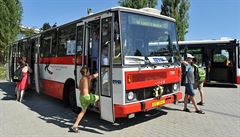 Lidé se mohli 29. srpna pijít rozlouit s posledním provozuschopným autobusem...