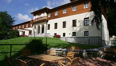 Hlavní budova lipnického rekrea�ního areálu.