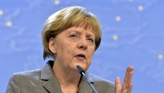 Nmecká kancléka Angela Merkelová na tvrtením summitu vdc EU v Bruselu...