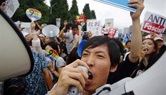 Kritici varují, e nové zákony mohou Japonsko zatáhnout do vleklých konflikt,...