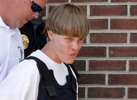 Jedenadvacetiletý Dylann Roof.