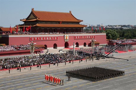 Vojenská pehlídka v Pekingu.