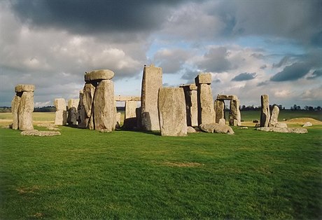 Bluehenge leí jen dva kilometry od Stonehenge (na snímku)