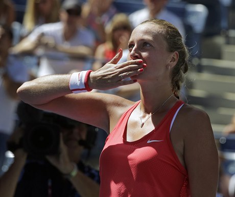 Petra Kvitová práv postoupila do osmifinále US Open.