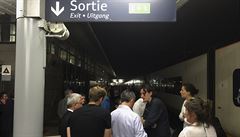 Cestující z Paříže do Londýna čekají na nádraží. Jejich vlak se musel vrátil... | na serveru Lidovky.cz | aktuální zprávy