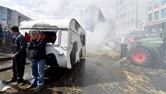 Protest zemdlc v Bruselu.