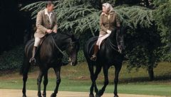 Albta II. a americký prezident Ronald Reagan bhem projíky na koni (1982).