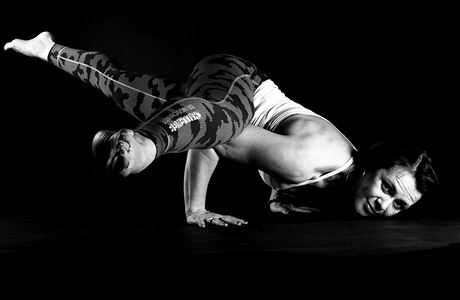 Bodybalance kombinuje jógu, tai chi a pilates.