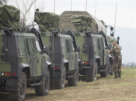 Lehká obrnná vozidla eské armády Iveco.