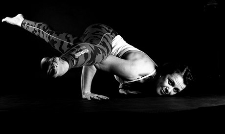 Bodybalance kombinuje jógu, tai chi a pilates.
