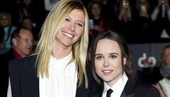 Hereka Ellen Pageová (vpravo) se pochlubila svou pítelkyní