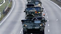 Další dragounská jízda. Americký vojenský konvoj projede Českem v září