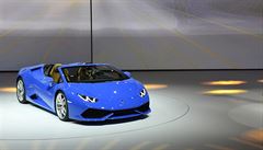 S novinkou pilo i italské Lamborghini. Nový model se jmenuje Huracan LP 610-4...