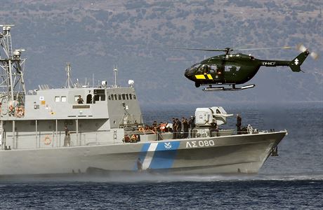Jednotky evropské pohraniní stráe Frontex pedevírem zastavily paeráka...