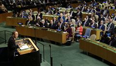Generální tajemník OSN Pan Ki-mun hovoí na pondlní veejné rozprav.
