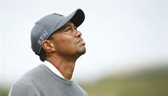 Tiger Woods a jeho smutný pohled.