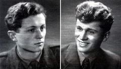 Ctirad (vlevo) a Josef Mašínové na archivním snímku