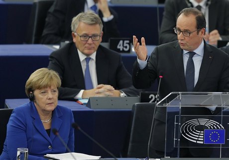 Francouzský prezident Francois Hollande promlouvá k Evropskému parlamentu ve...