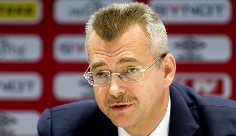 Jaroslav Tvrdík si poprvé veejn stoval na hráe Slavie.