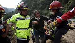 Sesuvy pdy v Guatemale si u vyádaly nejmén 73 mrtvých. Dosavadní bilance...