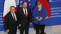 Merkellová a Hollande se ve trasburku setkali také s pedsedou Evropského...