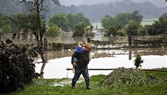 POHNUT OSUDY: Hrdina povodn Ji Holub zachrnil ped vodou celou rodinu