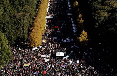 Demonstrace zabrala velkou st Berlna pobl Braniborsk brny