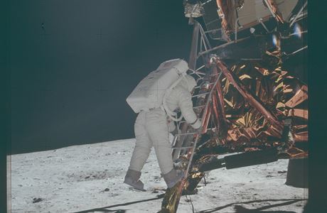 Archivn snmek z mise Apollo 11.