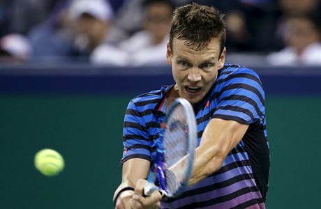 Tomá Berdych bhem utkání se Skotem Andym Murraym.