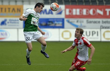 Jablonec vs. Slavia. Zleva domácí hrá Vjaeslav Karavajev a Milan erný z...