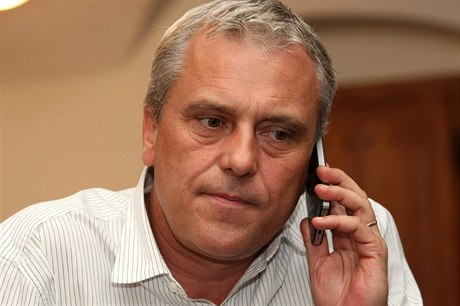 Jiří Rozbořil ve volebním štábu v roce 2010.