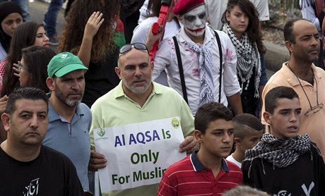 Izraeltí Arabové na propalestinské demonstraci (ilustraní snímek).