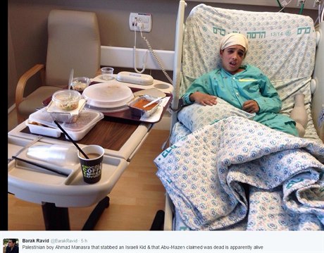 Izraelské servery pinesly zábry Ahmada Manasry na nemocniním lku.