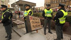 Na demonstraci pro a proti uprchlíkm dohlíela Policie R.