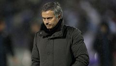 Je to skandl, ohradil se Mourinho proti trestu za kritiku rozhodch