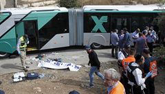 Tři mrtví po krvavých útocích v Izraeli. Palestinci vyhlásili ‚den hněvu‘