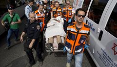 Izraeltí zdravotníci penáejí mue, jen byl zrann pi úterním steleckém...