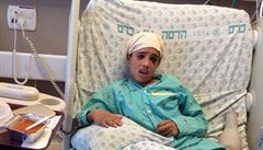 Izraelské servery p�inesly záb�ry Ahmada Manasry na nemocni�ním l��ku.