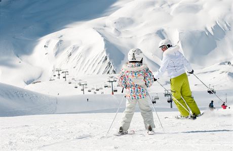 Zimní sezona se blíží. Kam vyrazit na lyže mimo Alpy? | Cestování |  Lidovky.cz