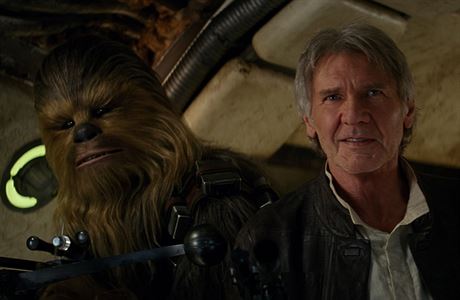 Han Solo (Harrison Ford) a vejk (v anglickm originle Chewbacca) po ticeti...