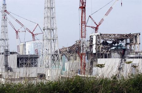 Fukušima na snímku z května 2012