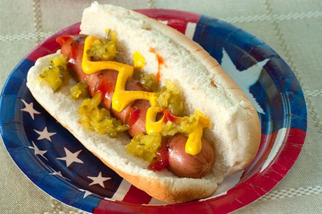 Americká klasika: hotdog.