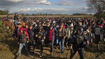 Slovinsk policie monitoruje stovky migrant, kte do zem vstoupili z zem...