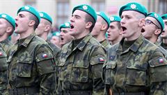 Česko uctí své válečné veterány. Ve Vietnamu se setká nejmocnější ‚trojka‘ světa