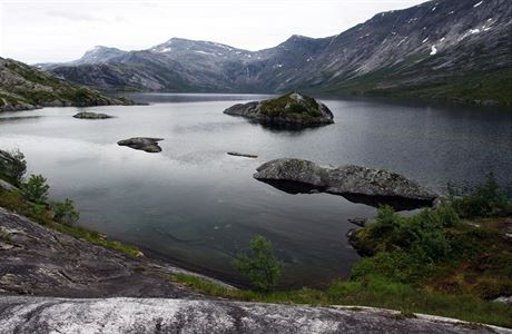 Jezero Litlverivatnet