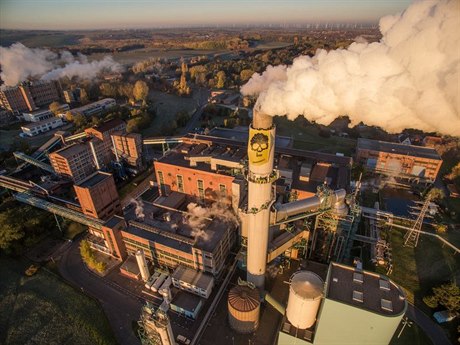 Provoz tepelné elektrárny Deuben narušili aktivsté Greenpeace.