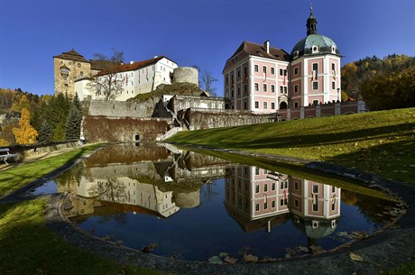 V areálu hradu a zámku v Beov nad Teplou na Karlovarsku zaaly oslavy 30....